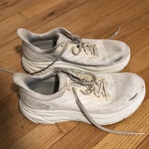 HOKA One One Women’s Clifton 8 Running Shoes/Sneakers. White